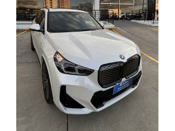 BMW iX1 ELÉTRICO XDRIVE30 M SPORT BMW iX1 ELÉTRICO XDRIVE30 M SPORT